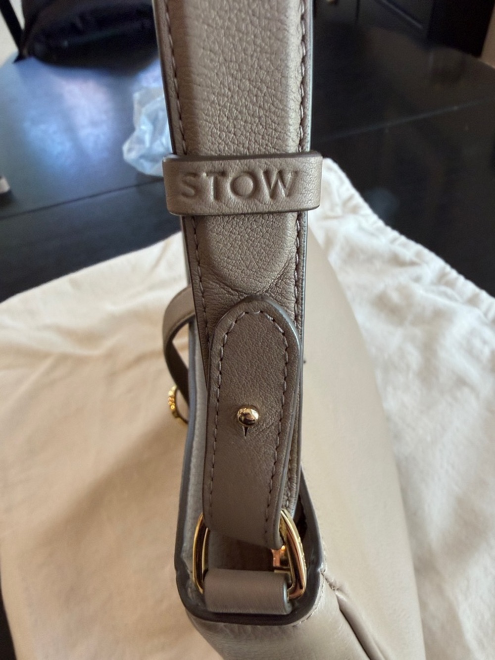 STOW London Beth Shoulder Bag WITH Crossbody Strap Warm Taupe - Picture 6 of 16